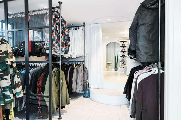 Wardrobe Make-Over mit Remee & Mathilde Gøhler - Rackbuddy.de