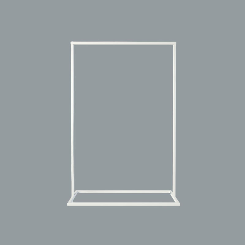 Frame Georgia - White clothes rack with industrial, square bottom