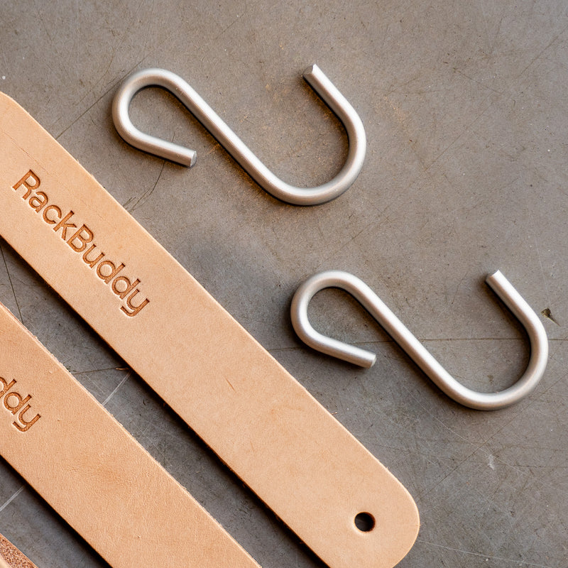 S-Hook with leatherstrap 3 pieces