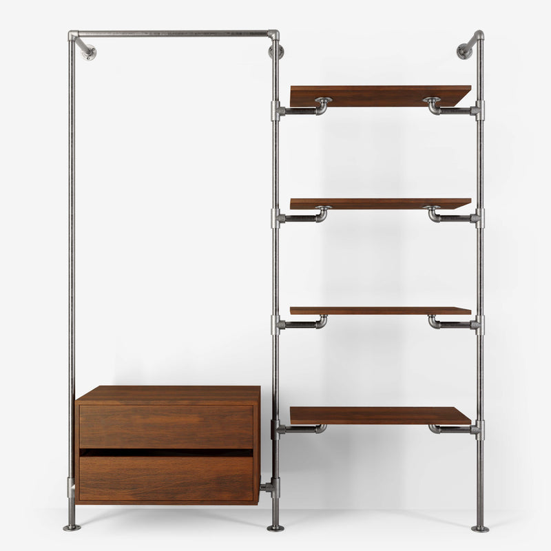 Walk-in wardrobe in two rows with one rail, one dresser and four shelves in silver pipes and smoked oak