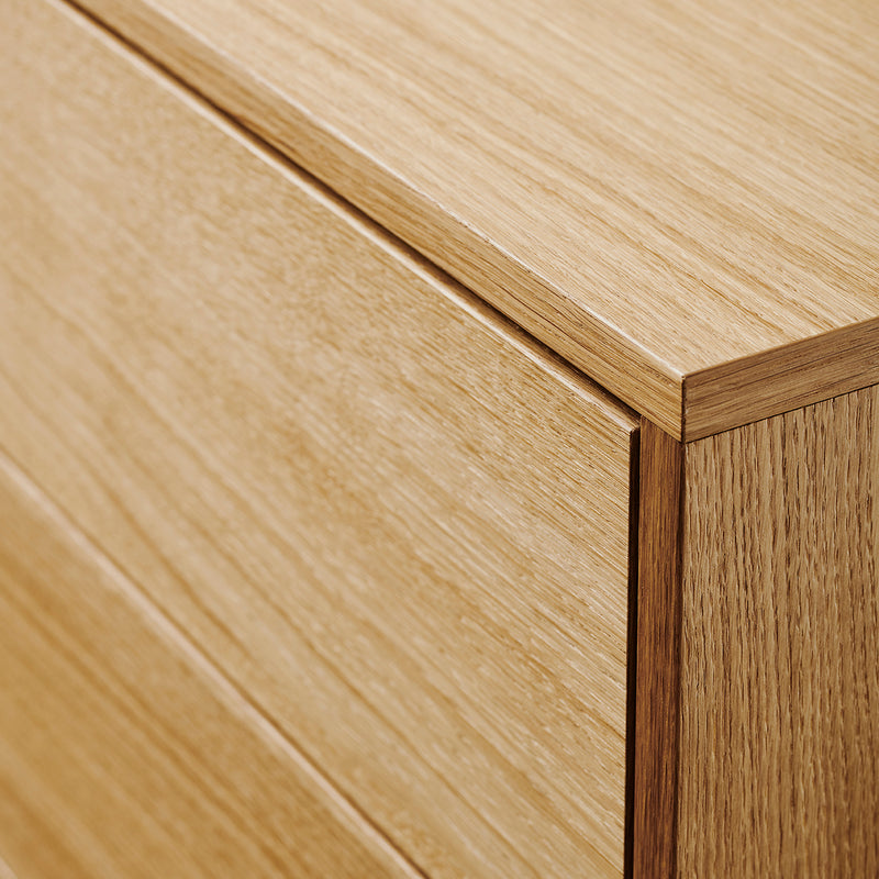 Dressers with legs in natural oak veneer, with 2 push-open drawers 